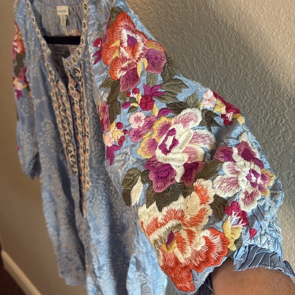 Sundance Melody Blue Floral Embroidered Blouse/ Size small - Picture 10 of 15